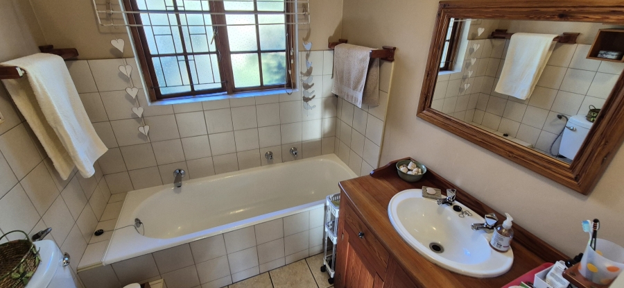 4 Bedroom Property for Sale in Table View Western Cape
